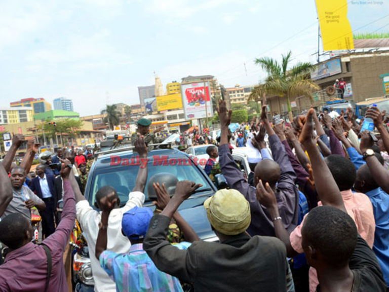 Striking taxi drivers block President Museveni’s convoy - Daily Monitor