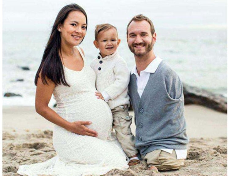 Limbless Evangelist Nick Vujicic blessed with twin daughters ahead of