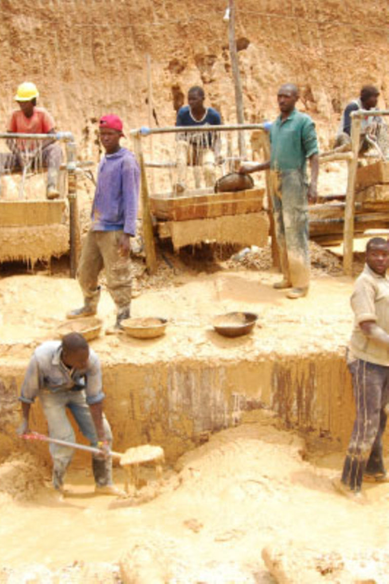 Uganda seizes minerals smuggled to Rwanda - Daily Monitor