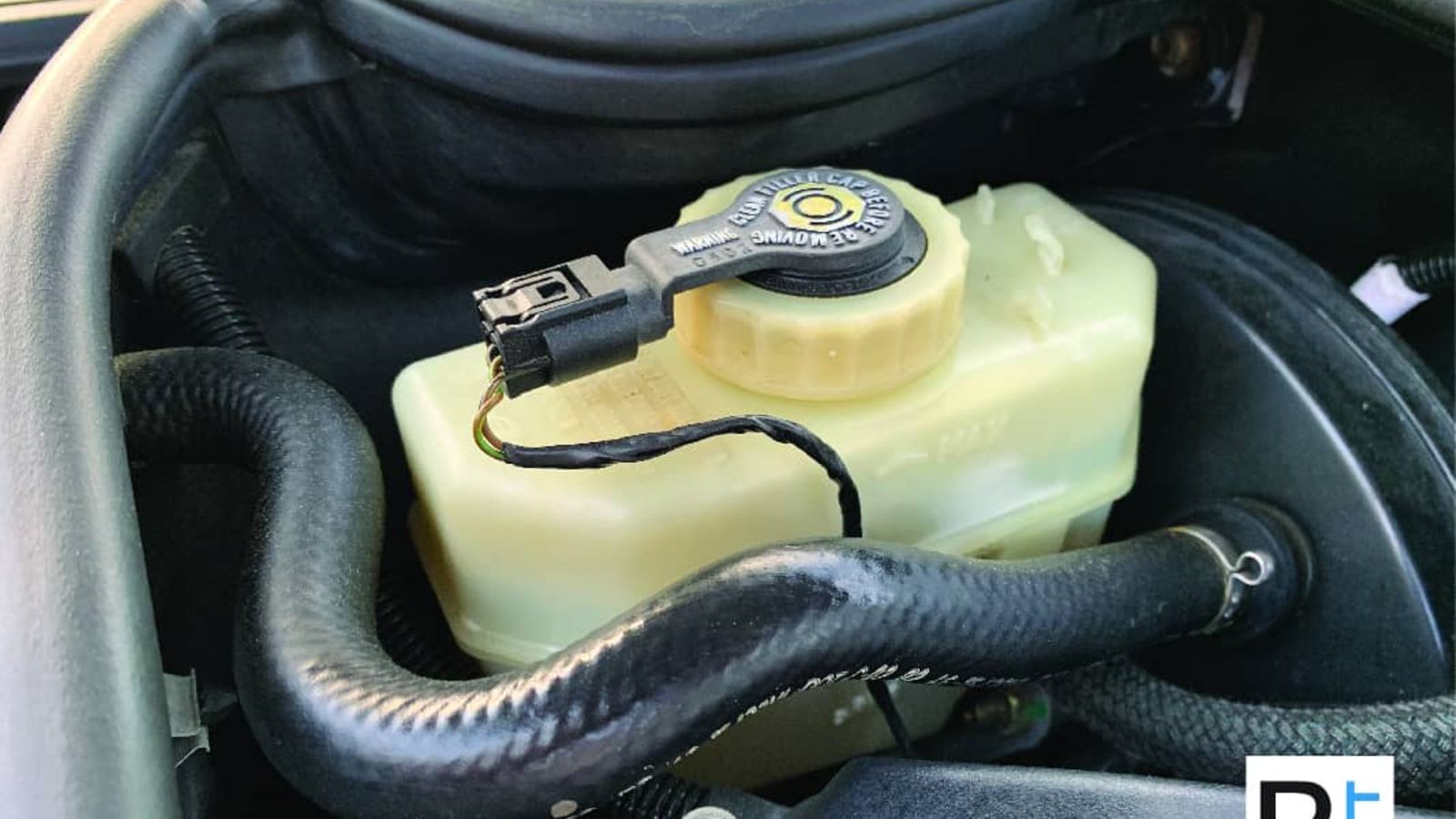 E46 brake outlet fluid